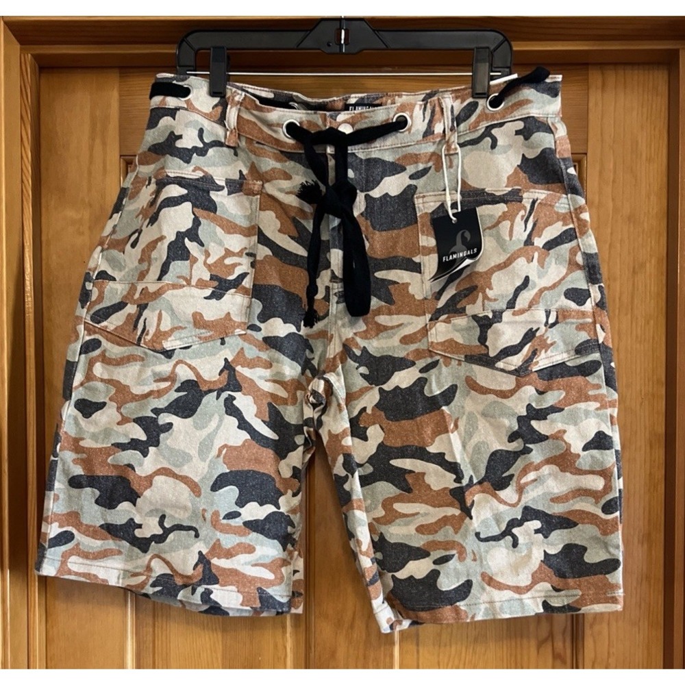 Flamingals Women's Camo Cargo Shorts Drawstring Flat Front Pockets Sz 2xl